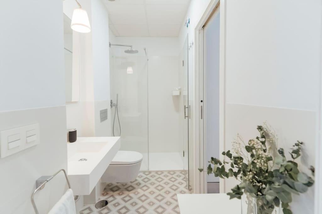 O&L Punonrostro Bright Minimalist Central Home セビリア エクステリア 写真