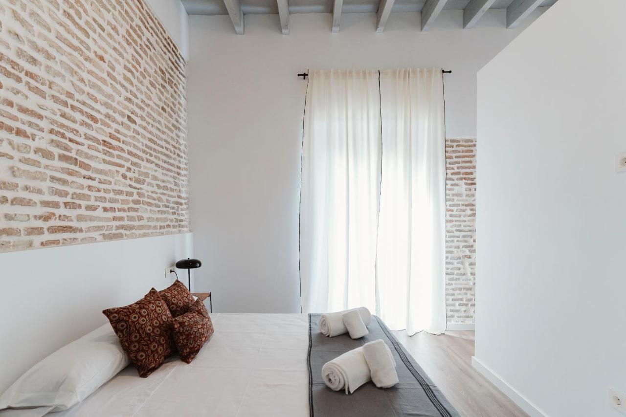 O&L Punonrostro Bright Minimalist Central Home セビリア エクステリア 写真