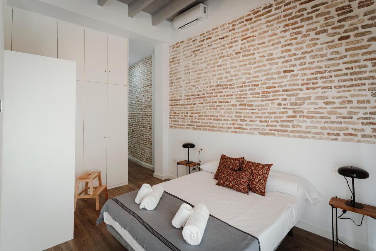 O&L Punonrostro Bright Minimalist Central Home セビリア エクステリア 写真