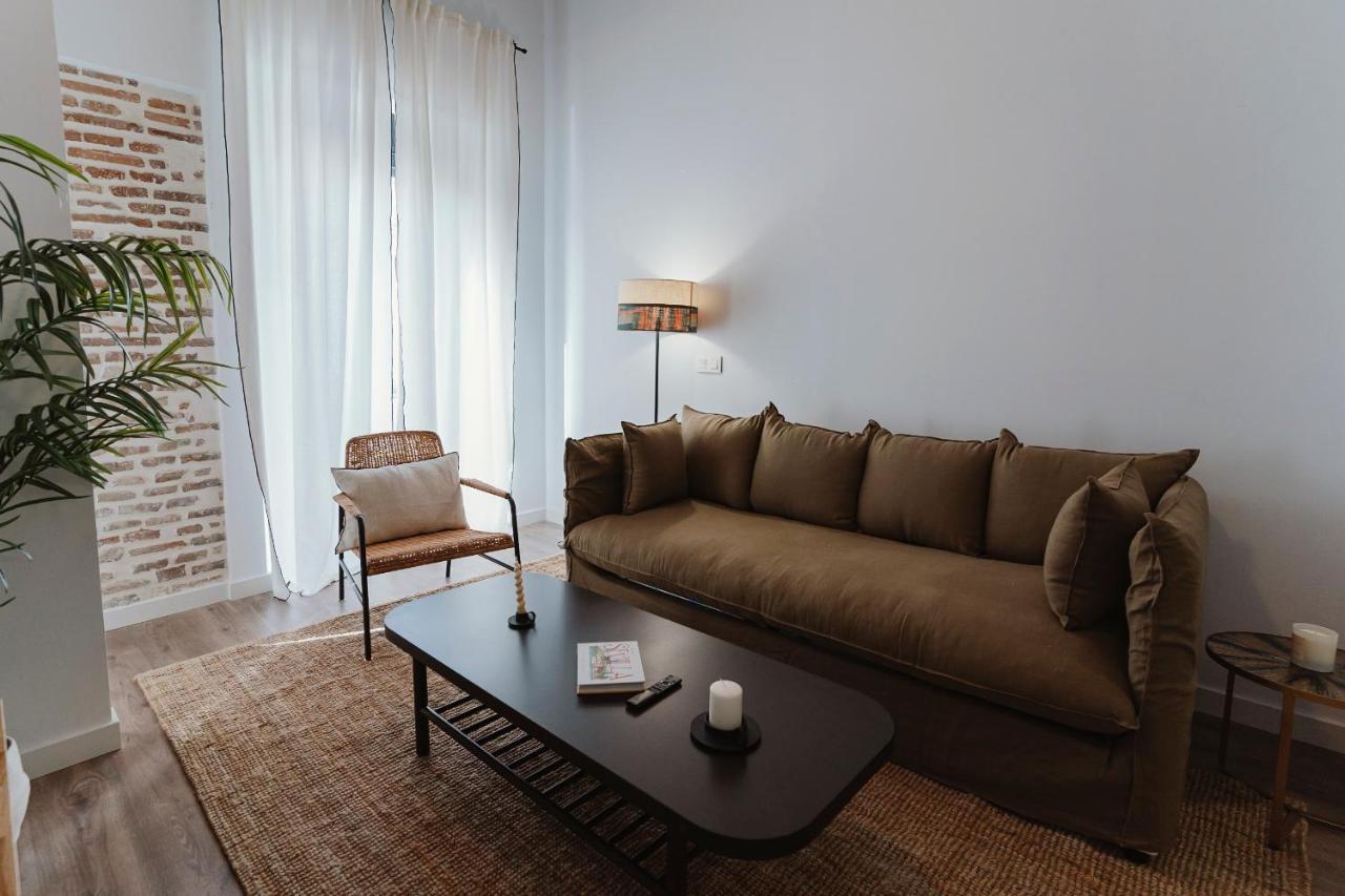 O&L Punonrostro Bright Minimalist Central Home セビリア エクステリア 写真