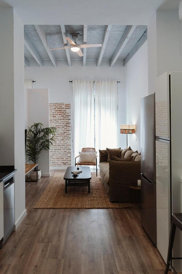 O&L Punonrostro Bright Minimalist Central Home セビリア エクステリア 写真