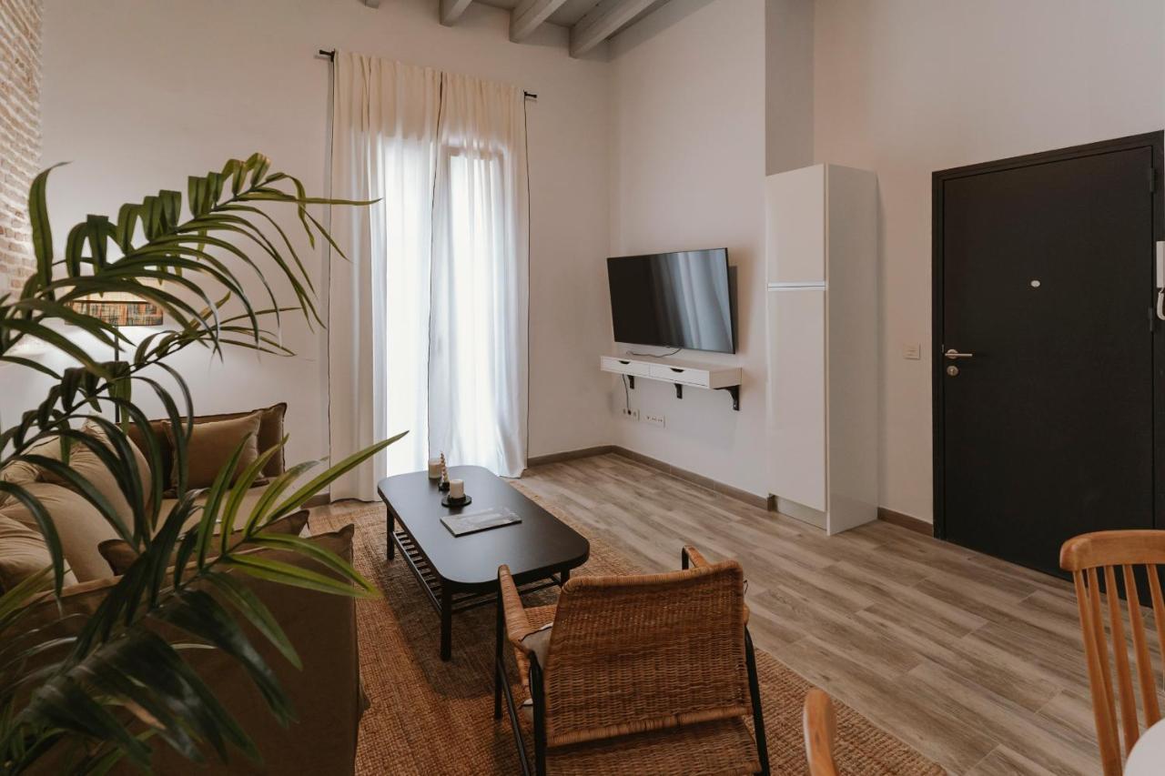O&L Punonrostro Bright Minimalist Central Home セビリア エクステリア 写真